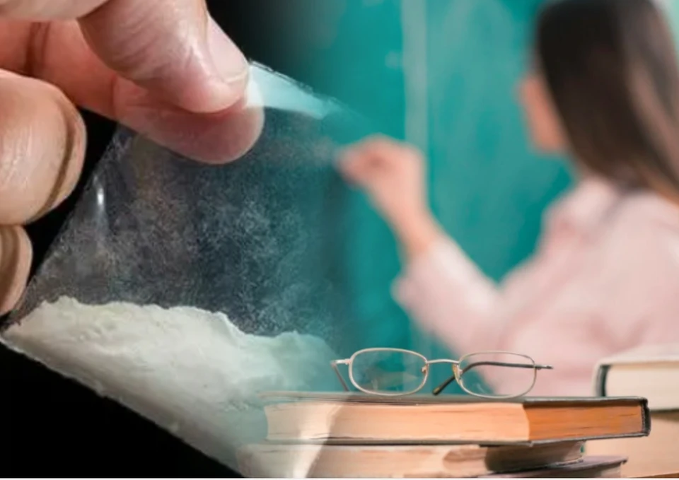 Полиция нашла крайних в распространении наркотиков среди молодёжи - это учителя!Фото:коллаж КП