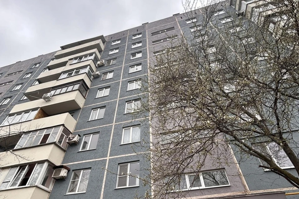 Жилой дом на левом берегу Мариуполя приобретает новый облик. Фото: Администрация Мариуполя