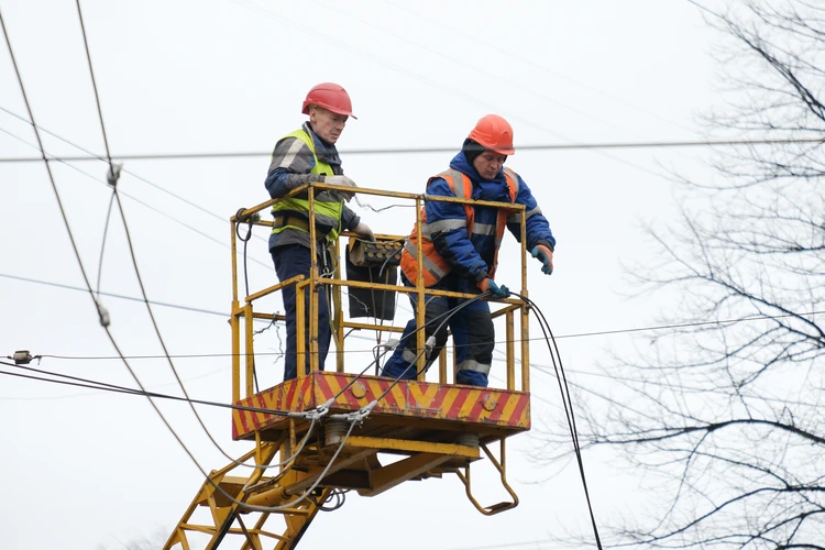 В Запорожской области без света после атаки ВСУ остаются 24 тысячи абонентов