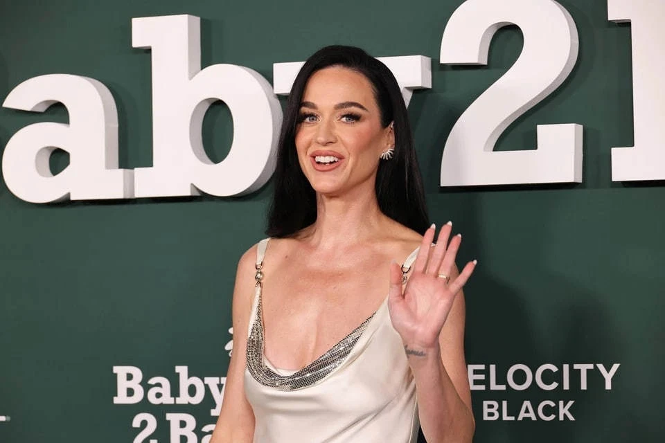 Суд в США обязал ветерана выплатить певице Кэтти Перри 1,8 млн долларов за дом