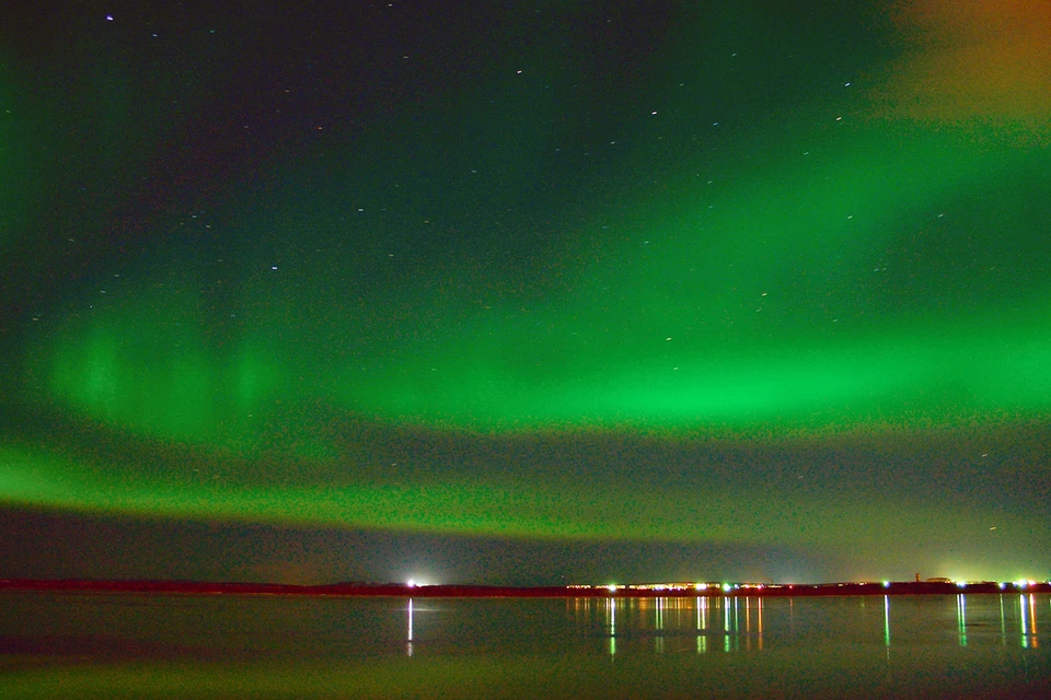 Потоки плазмы, направляющиеся от Солнца, тревожат магнитосферу Земли