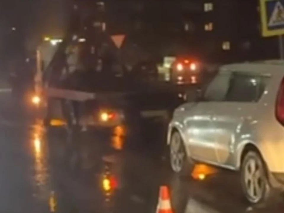 Опубликовано видео страшного ДТП в Выксе, где погиб 11-летний ребенок.