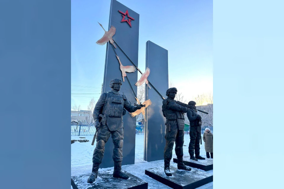 В Братске открыли памятник участникам специальной военной операции. Фото: соцсети мэра Братска Александра Дубровина.