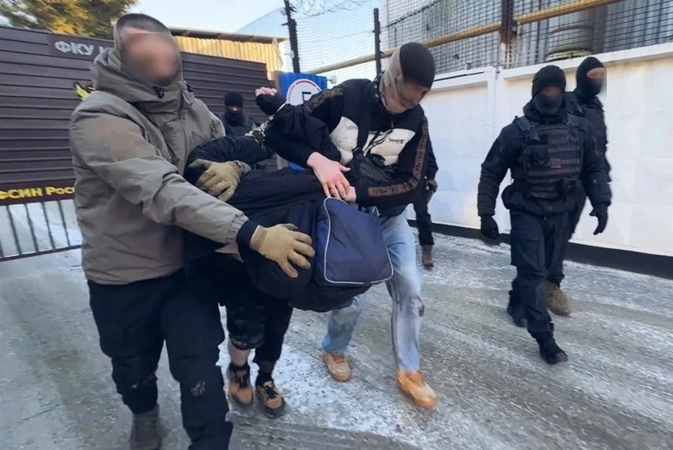 Бывшего заключенного задержали через пять минут после выхода на свободу. Фото: ГУФСИН России по Свердловской области