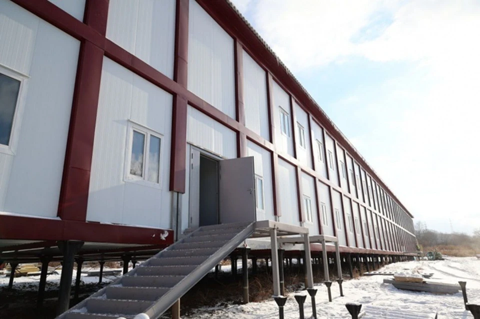 Глава региона обозначил жесткий срок подрядчику и главе округа. Фото: Антон Шевченко