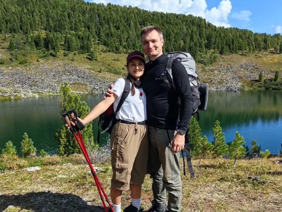 Жизнь Ильи идет своим чередом. Мужчина работает в той же компании, растит детей, сейчас им 7 и 4 года. Фото: личный архив героев публикации