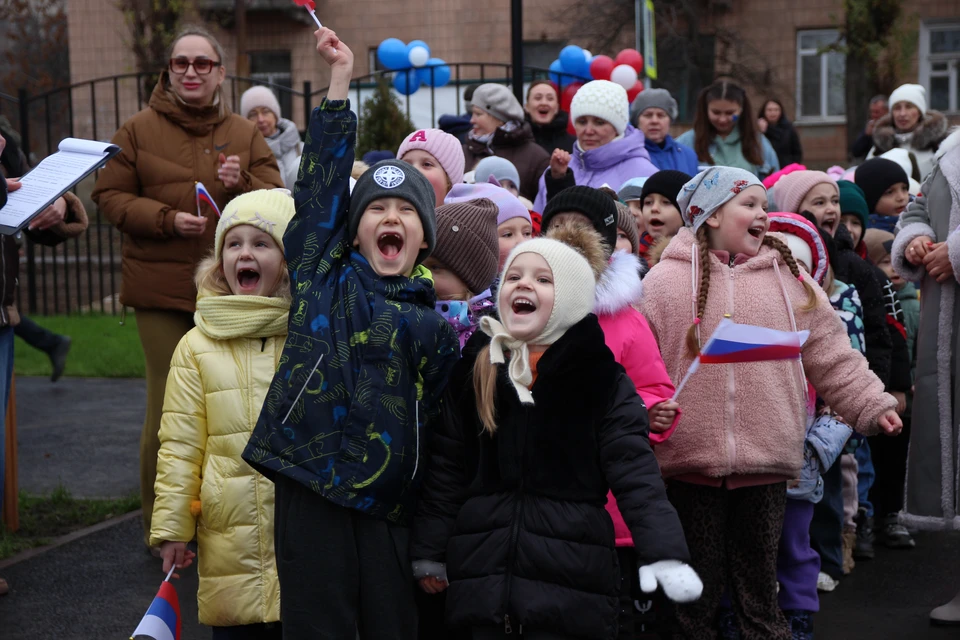 В Лутугино появился «Уютный уголок» для всех жителей