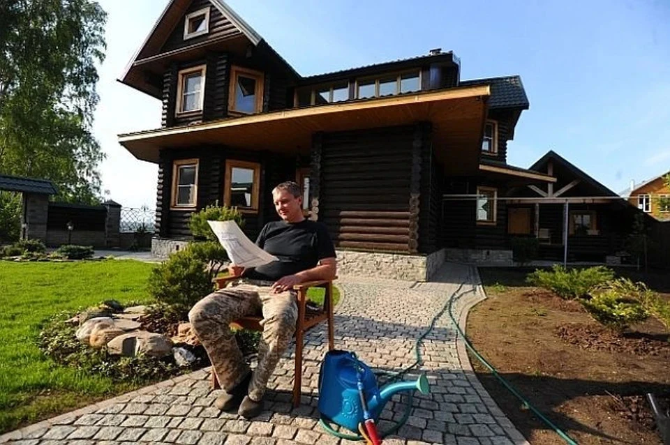 Положительный эффект от ККР - освобождение владельцев недвижимости участков от необходимости проведения кадастровых работ в целях уточнения границ и экономия денег.