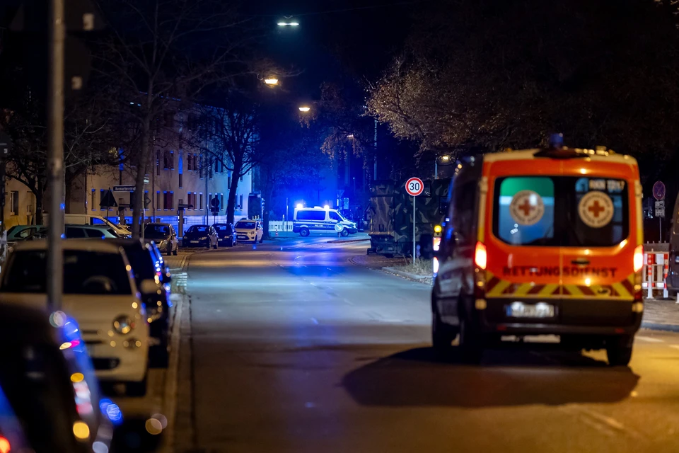 Автомобиль врезался в толпу людей на рождественской ярмарке в Гваделупе