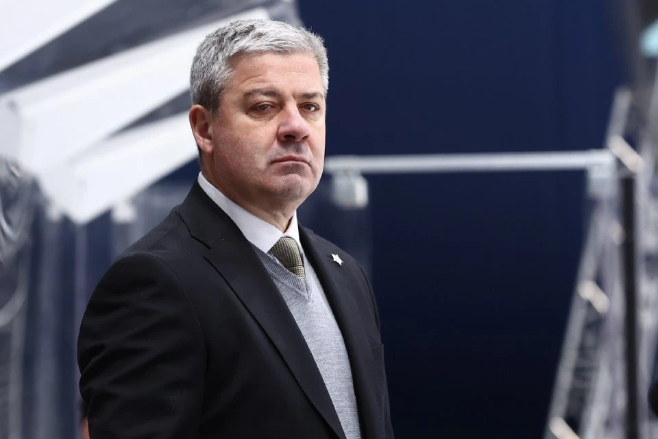 Леонид Тамбиев руководил приморской командой с ноября 2021-го года. Фото: ХК «Адмирал»