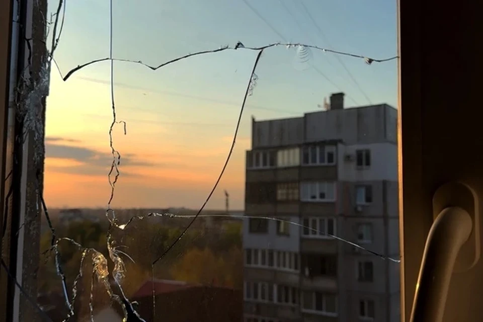 В многоквартирных домах повреждено остекление (архивное фото)