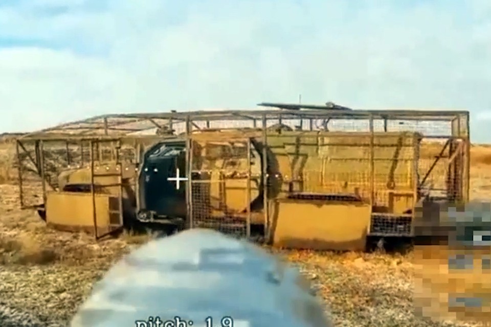 Наши воины разбили скопление бронетехники украинских боевиков