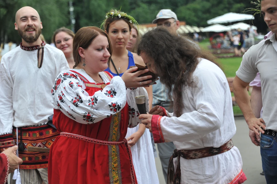 Национальные свадьбы позволяют сохранять и популяризировать этническое разнообразие республики.