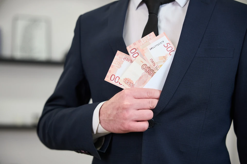 По результатам опросов, многие жители Татарстана относят к коррупции подарки учителям, врачам и начальникам.