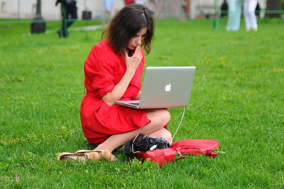 Словить Wi-Fi в общественных местах не получится.