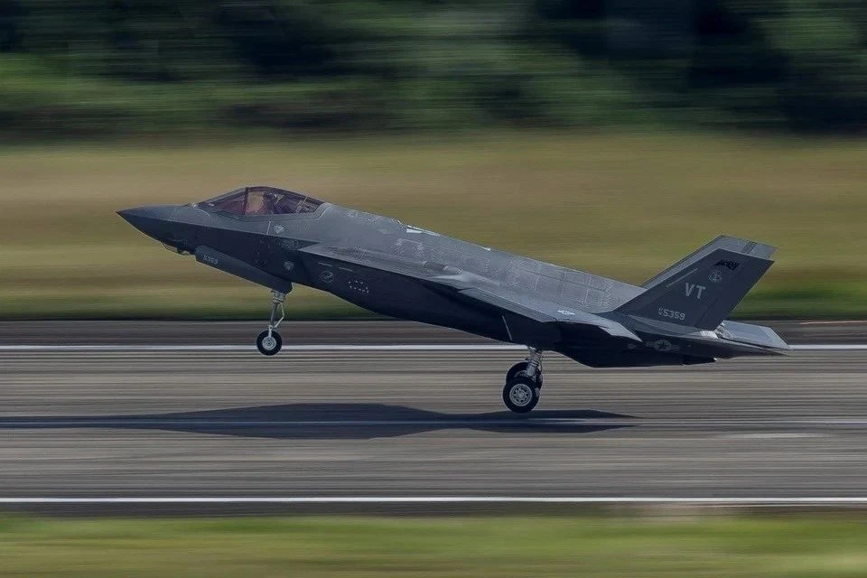 Кампанию по сбору подписей против закупки F-35 у США запустили в Швейцарии