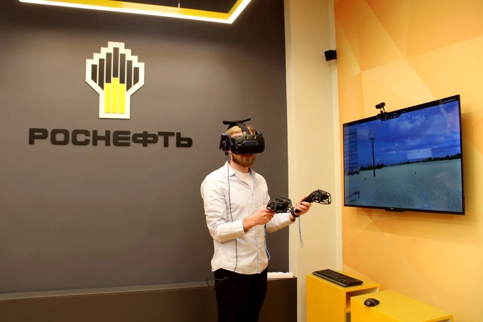Студенты смогут изучать сложные процессы не только по учебникам, а с помощью условий, приближенным к реальным. Фото: предоставлено пресс-службой Самарского филиала ООО «РН-Проектирование Добыча»
