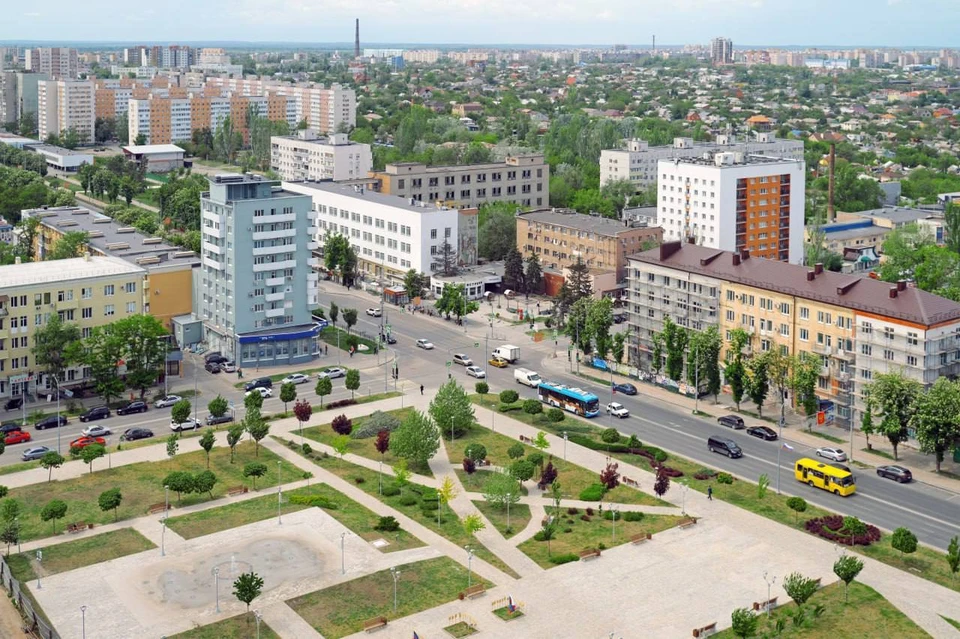 В Мариуполе во всю кипит жизнь, а восстановленных объектов становится все больше