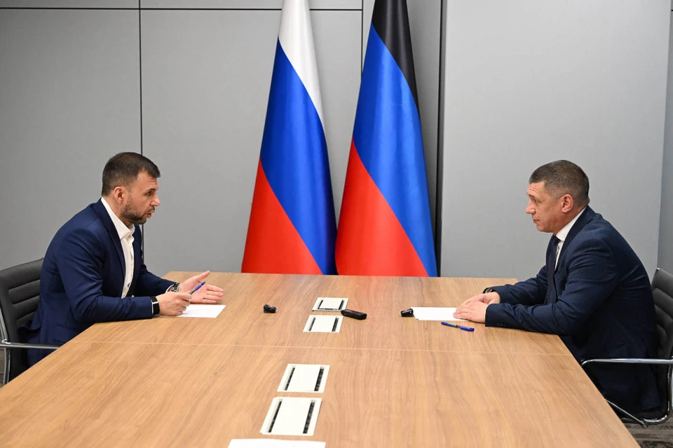 Денис Пушилин поставил задачи новому руководителю администрации Главы ДНР. Фото: Сайт Главы ДНР