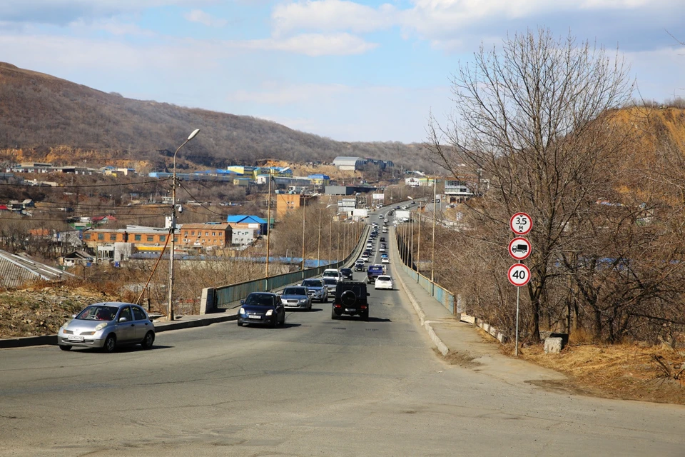 Старый мост нуждается в замене.