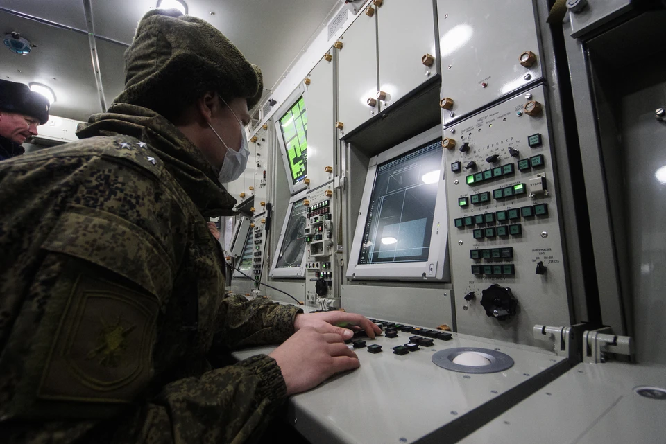 Ракетная атака принесла повреждения в Таганроге, два человека оказались в больнице.