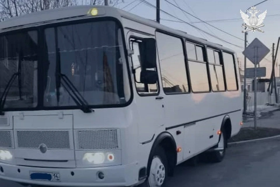 Якутянин, лишившийся автобуса из-за долгов по алиментам, полностью рассчитался. Фото: УФССП по Якутии