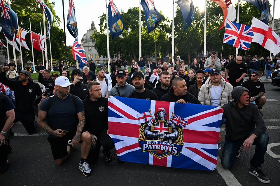 Акции протеста распространились по всей стране