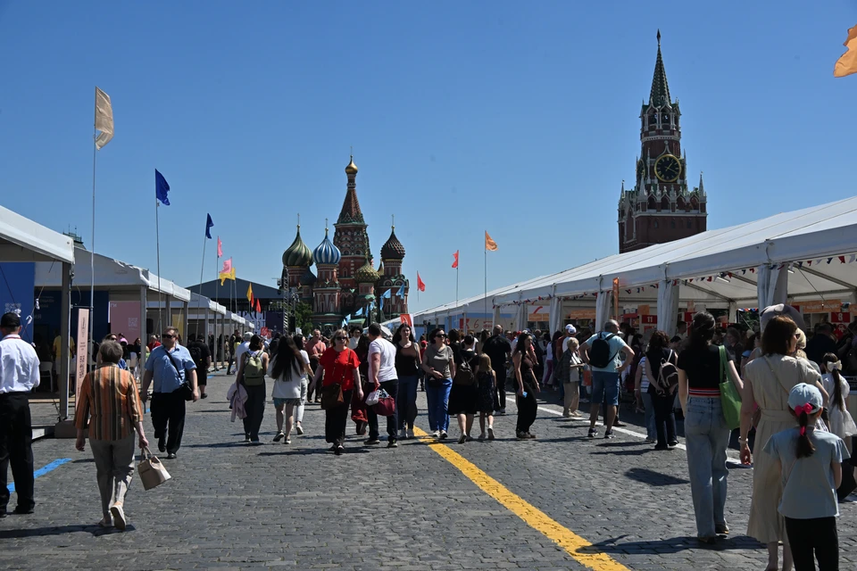 Синоптик Леус: Аномальная жара, дождь и гроза ожидаются в Москве 12 июня