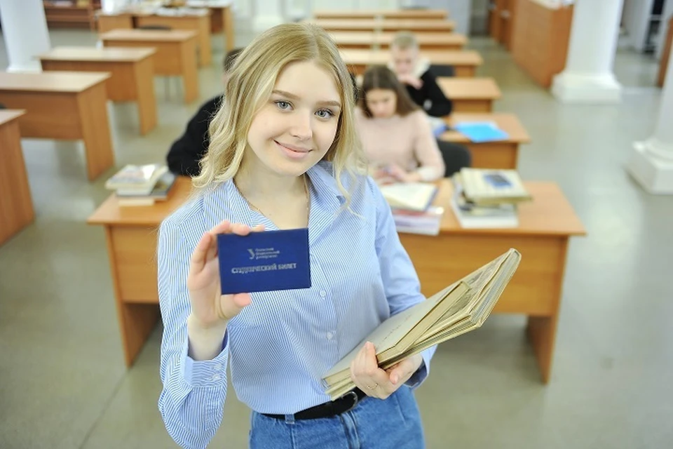Эксперты на круглом столе в «КП» рассказали, как гарантировано получить место в учебное заведение.