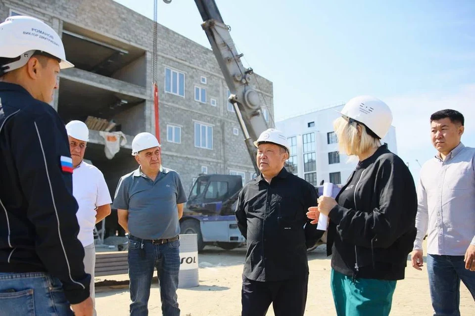 В квартале «Воинская часть» продолжается строительство школы и детского сада. Фото: Дим Димыч Brief