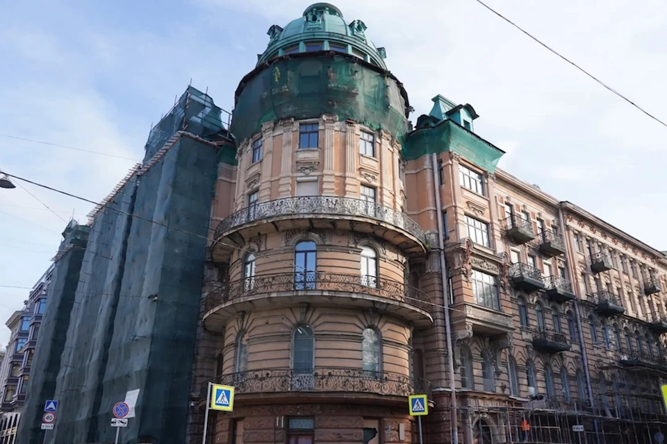 Зданию вернут исторический цвет фасада. Фото: max.ru/spb