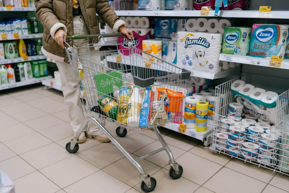Продуктовая корзина за год подорожала на 3,43%