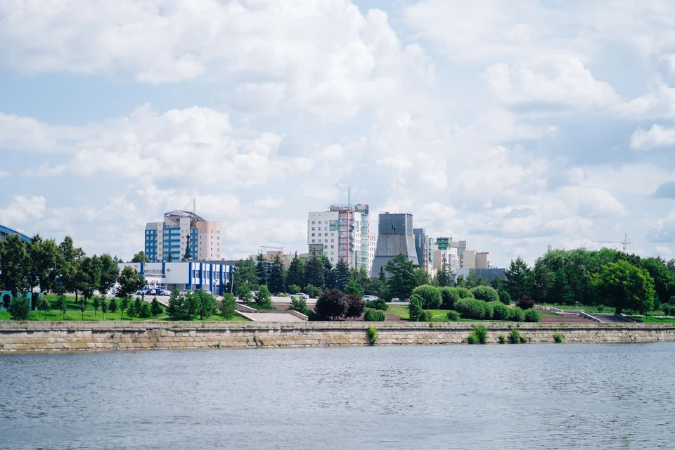 Воду сливали в районе торгового центра