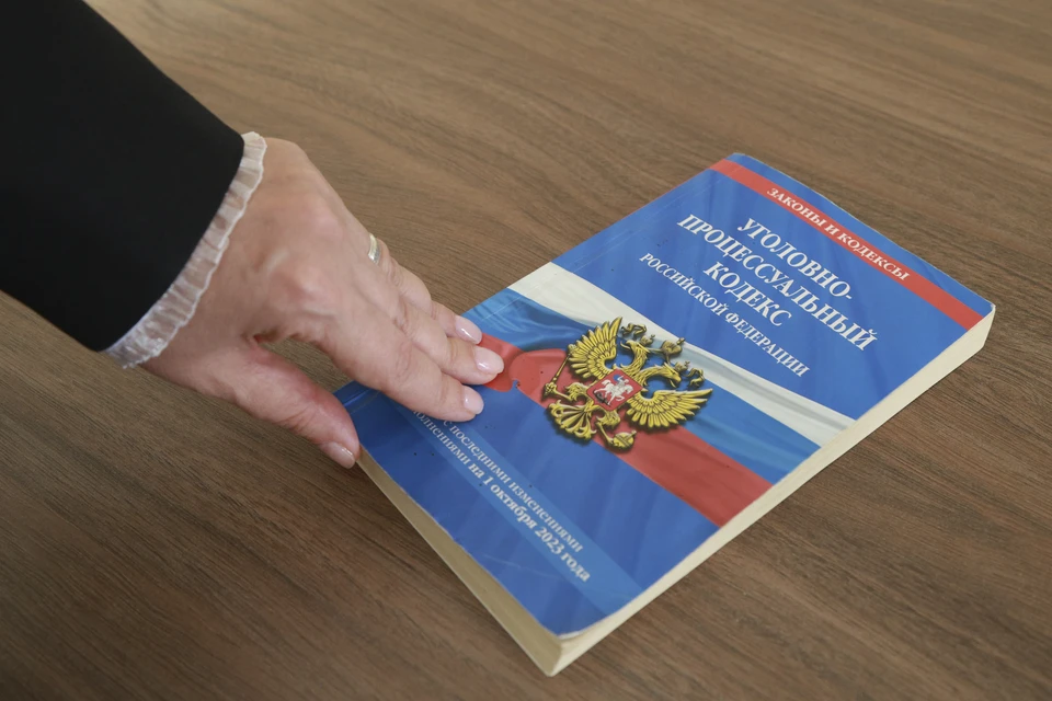 Всем четырем фигурантам избрана мера пресечения в виде заключения под стражу.
