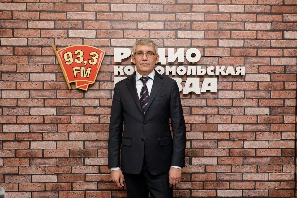 Губернатор Дмитрий Миляев поздравил туляков с Днем семьи, любви и верности.