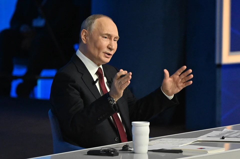 Путин заверил, что ситуация с нефтепродуктами в России вскоре выправится