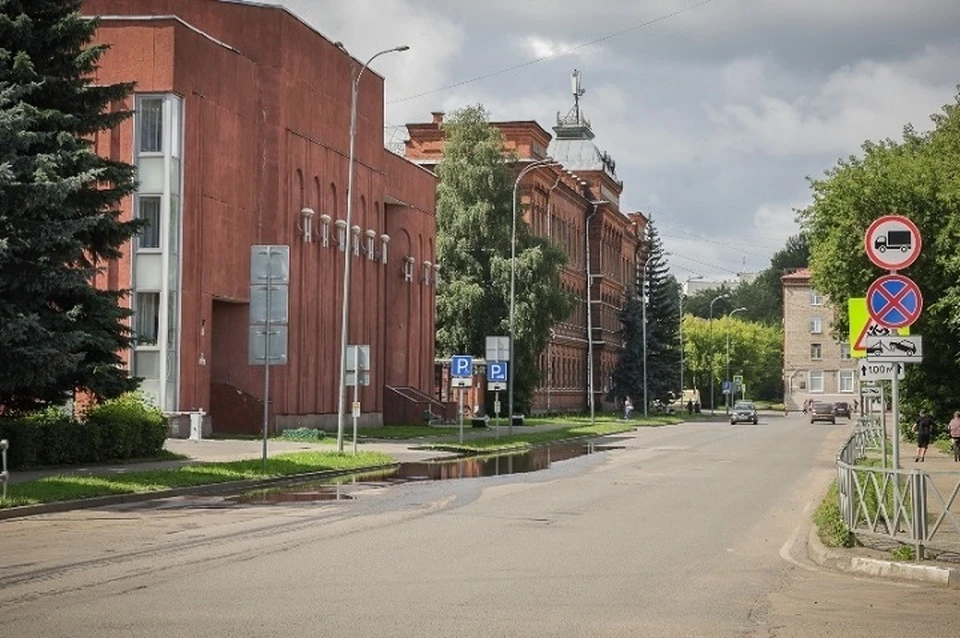 В Рыбинске перекрыли три дороги, чтобы поменять сети.
