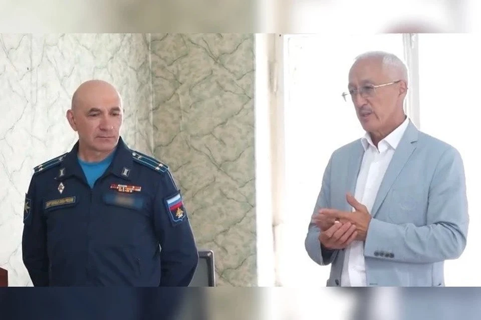 В Свирске наградили речников за спасение пилота рухнувшего Ту-22М3 Фото: Администрация города Свирск