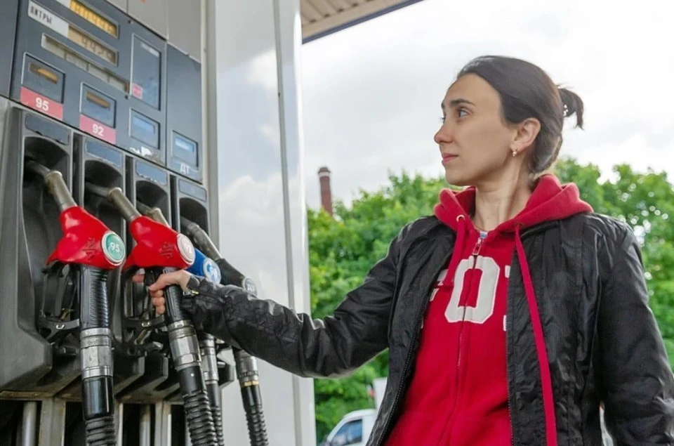 В республике в четверг свободная продажа бензина организована на 41 автозаправочной станци