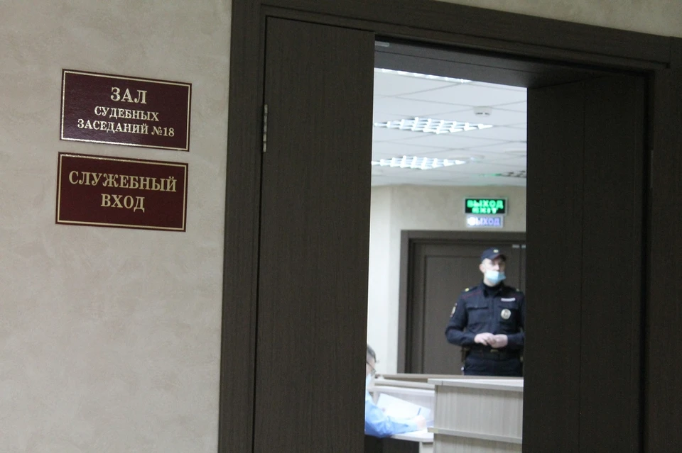 В Сыктывкаре предпринимательницу в пятый раз оштрафовали за оскорбления.