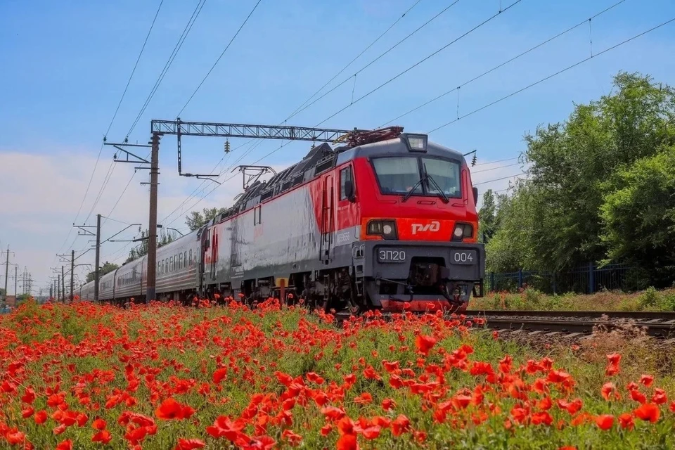 В последнее воскресенье августа отмечается День железнодорожника. Фото: канал МАХ Юрия Слюсаря