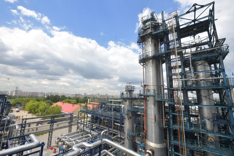 Стоимость нефти на мировом рынке снижается
