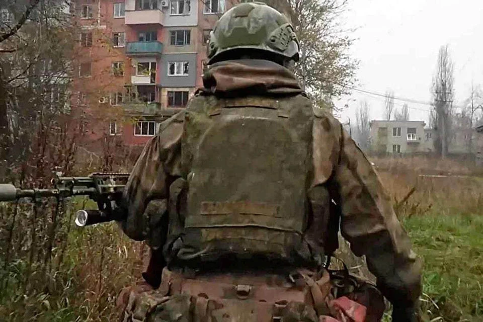 Житель Красноармейска рассказал, как около шести километров проехал на велосипеде до бойцов ВС РФ зимой 2025 года. Фото: Минобороны РФ