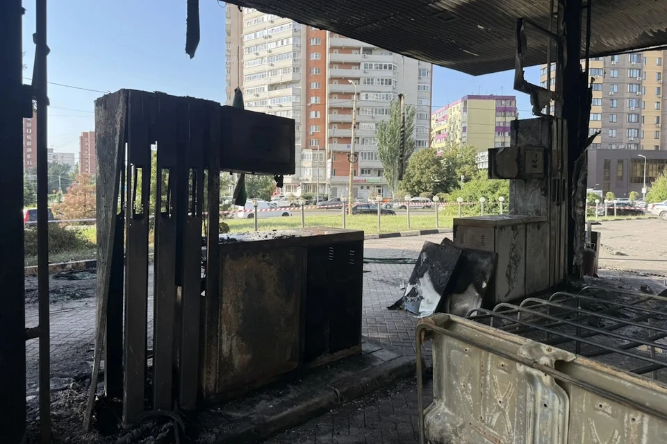 После пожара от заправки практически ничего не осталось.
