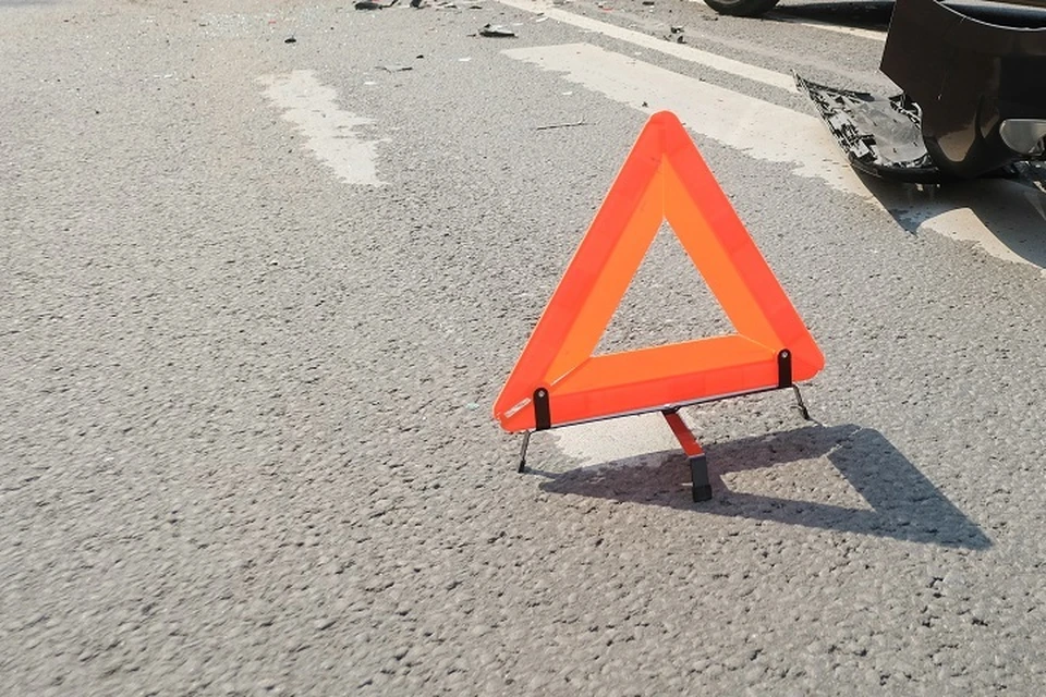 Два человека пострадали в ДТП с тремя машинами в Приморье