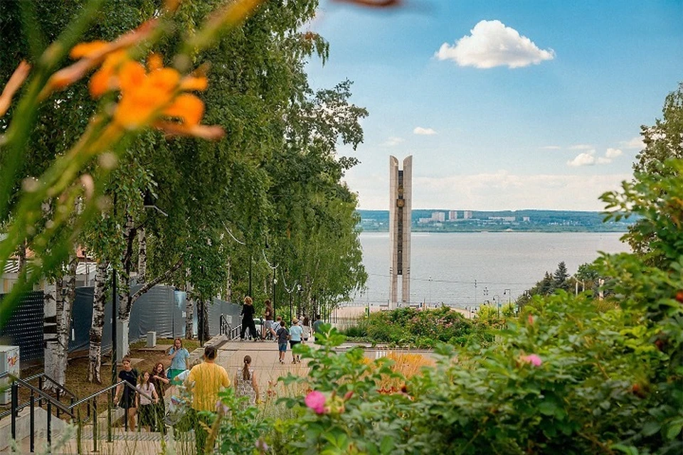 Монумент Дружбы Народов в Ижевске. Фото: Алексей Филинов
