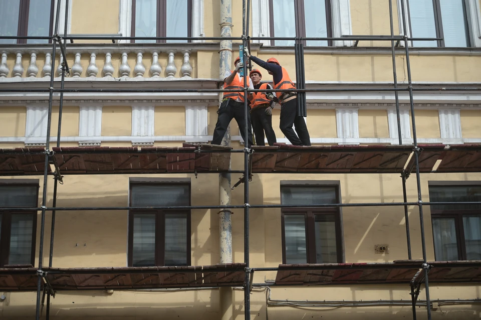 Единственная заявка от потенциального подрядчика была отклонена комиссией.
