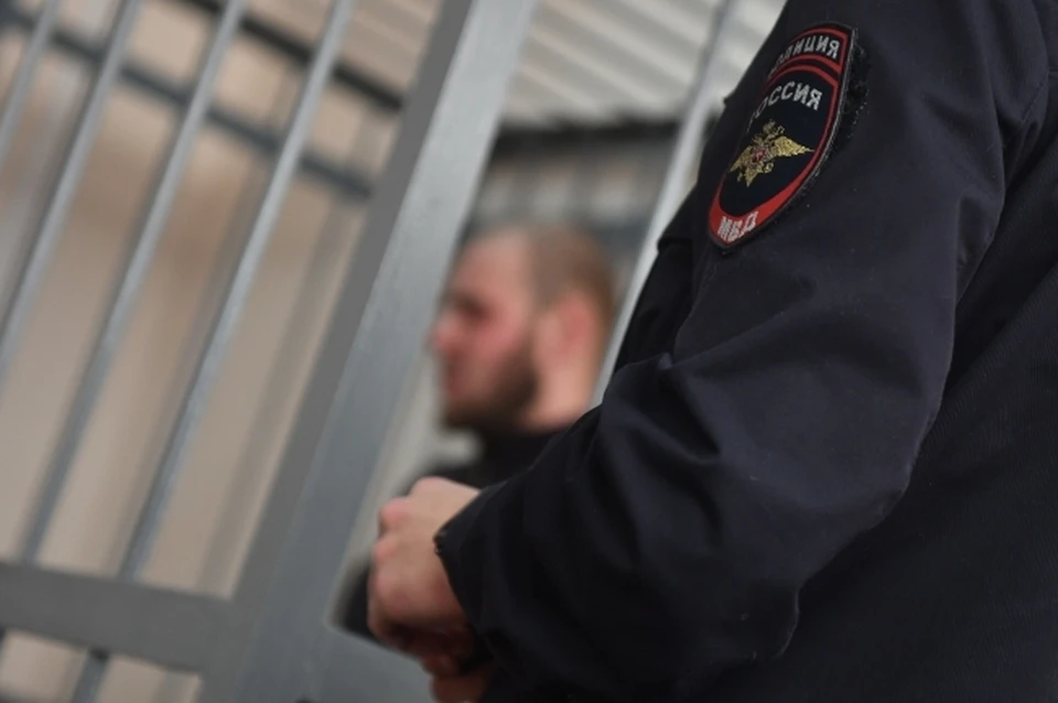 В Якутске экс-сотрудник магазина украл товары через кассу самообслуживания
