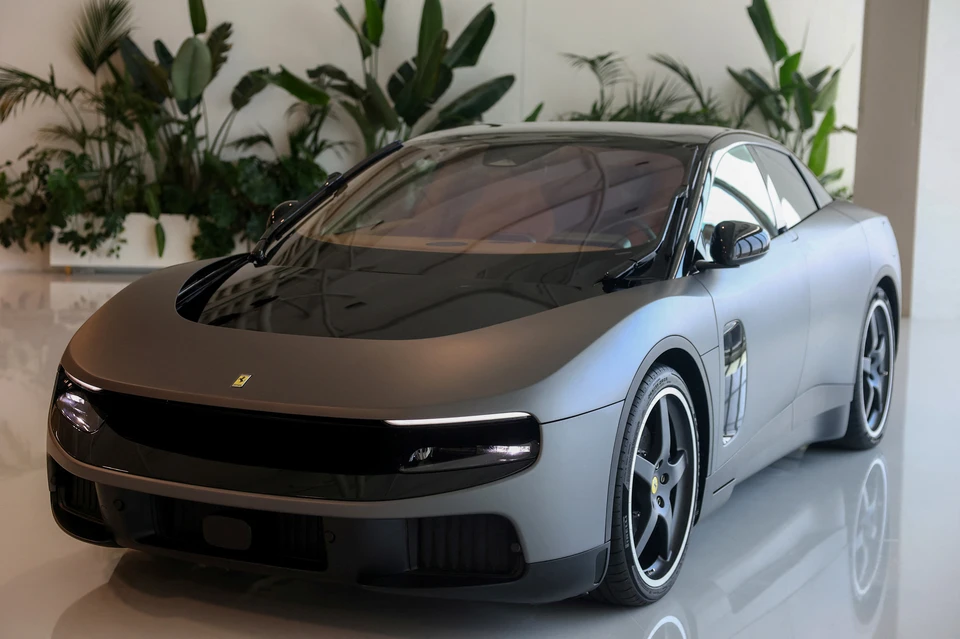 Первый электромобиль Ferrari продали на аукционе за $40 млн