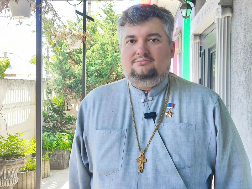 Священник Андрей Павленко
